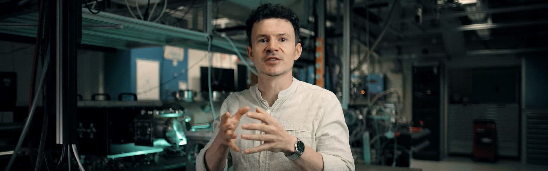 Picture of the News article new video: being a senior scientist at MPQ